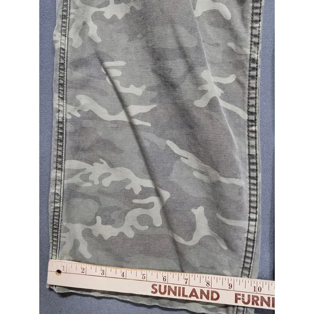 VTG Y2K Levi's Cargo Loose Straight Pants Men 32x34 Green Camo Workwear Cotton